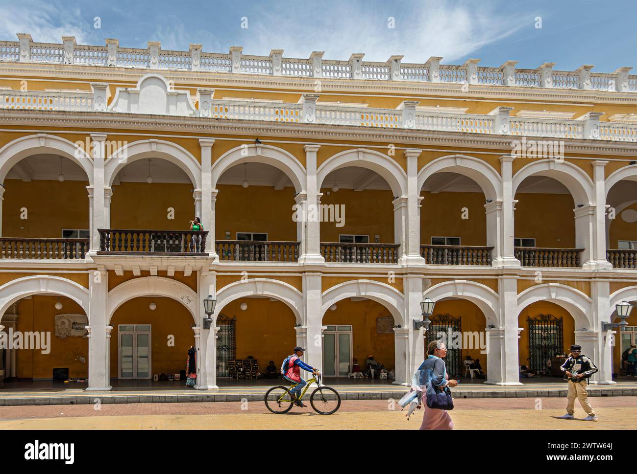 Cartagena, Colombia - July 25, 2023: CENTRO REGIONAL PARA EL DESARROLLO DE LAS ARTES, CULTURA Y LAS ARTESANÍAS DE BOLIVAR Y EL CARIBE arched facade un Stock Photo