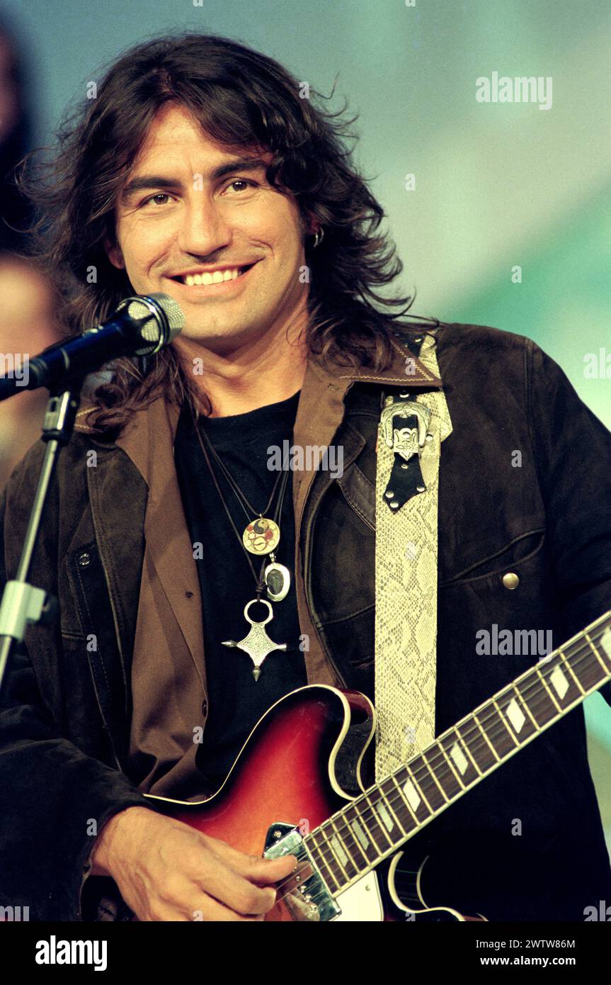 Luciano Ligabue 1996 Hi res Stock Photography And Images Alamy luciano-ligabue-1996-hi-res-stock-photography-and-images-alamy