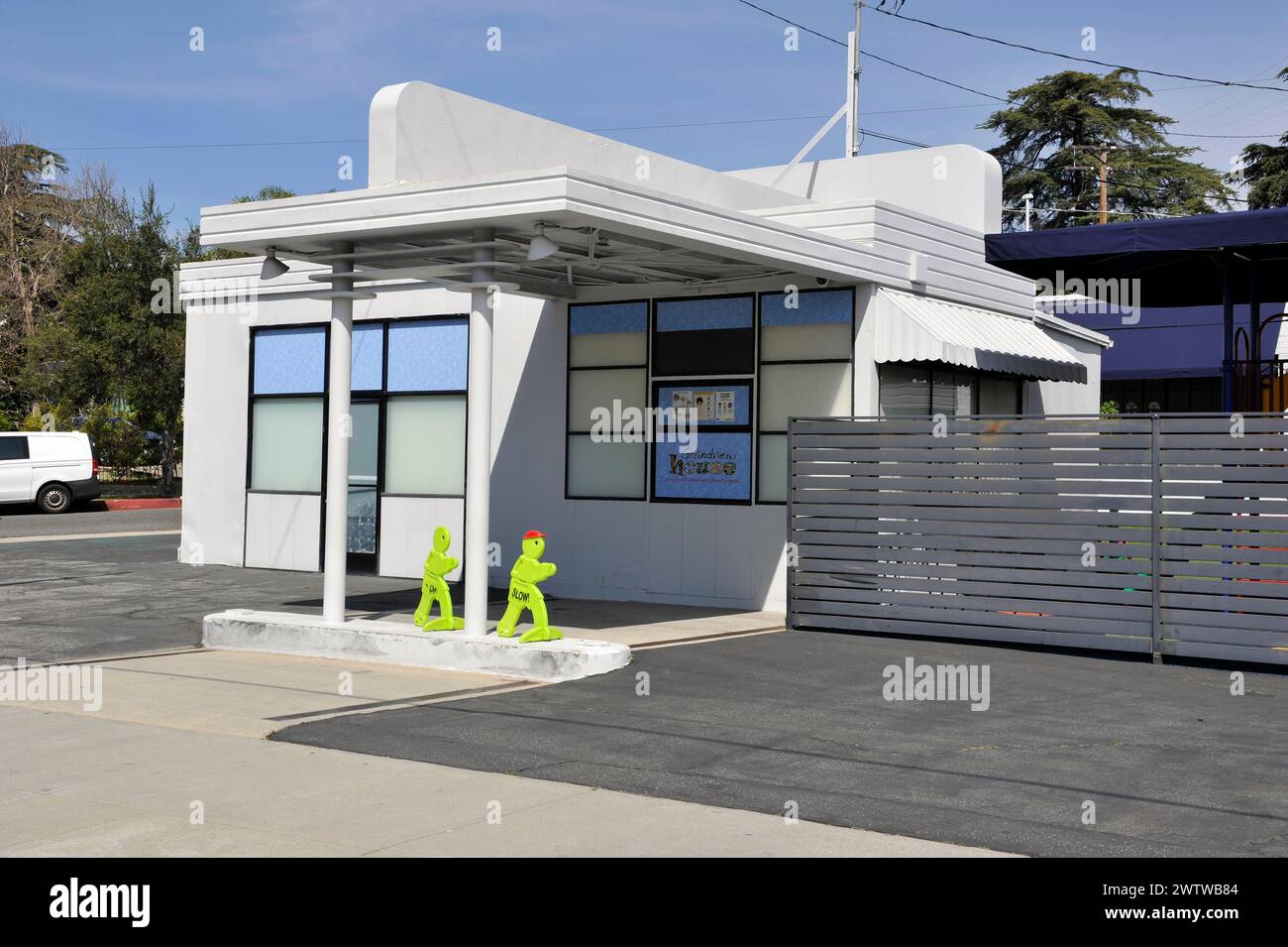 Classic deco era gas station repurposed as a shop on Kenneth Street in Glendale, California, USA Stock Photo