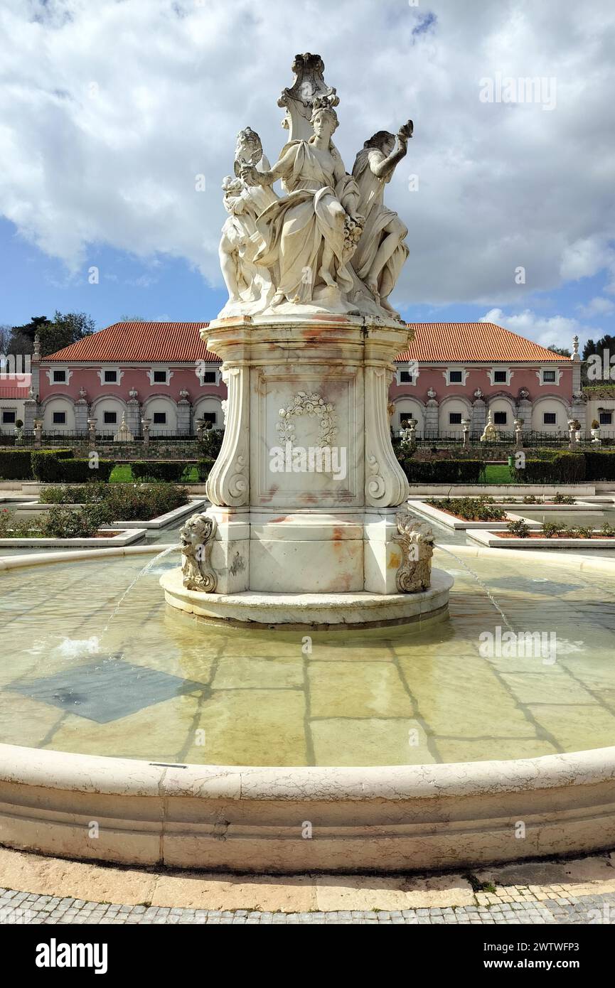 Four Seasons Fountain in the gardens of Marques de Pombal Palace, Oeiras, Lisbon, Portugal Stock Photo