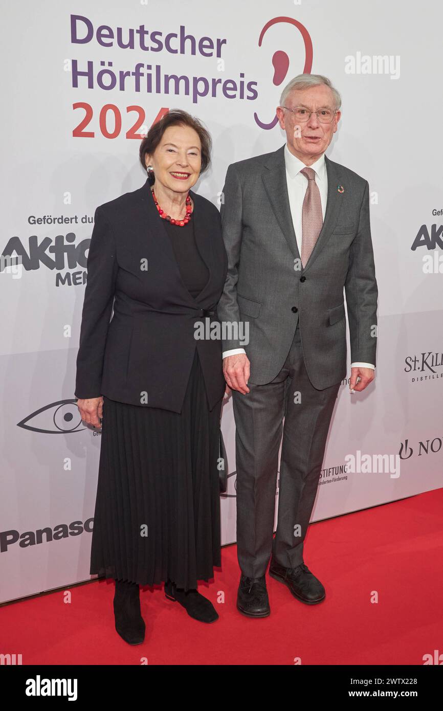 Horst Koehler Bundespraesident a.D. mit Ehefrau Eva Luise Koehler ...