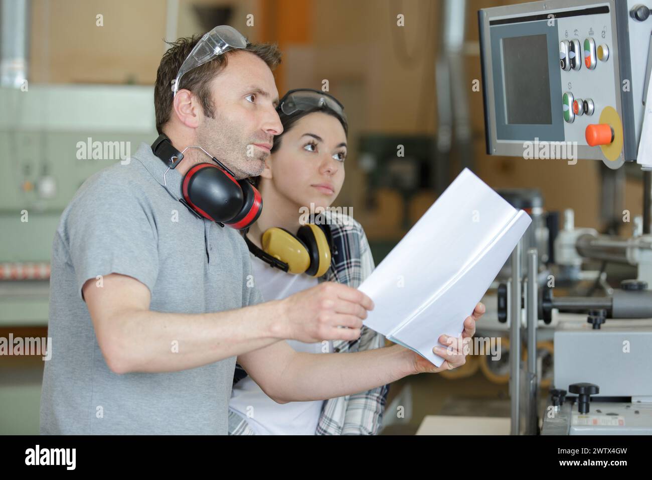 training and apprenticeship in industry Stock Photo - Alamy