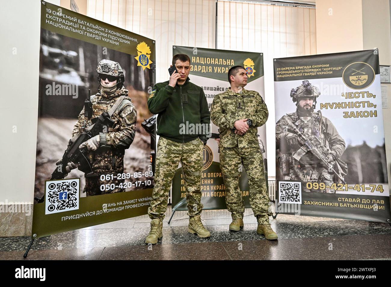 Non Exclusive: ZAPORIZHZHIA, UKRAINE - MARCH 19, 2024 - Participants in the opening of the second Ukrainian army recruitment center, Zaporizhzhia, sou Stock Photo