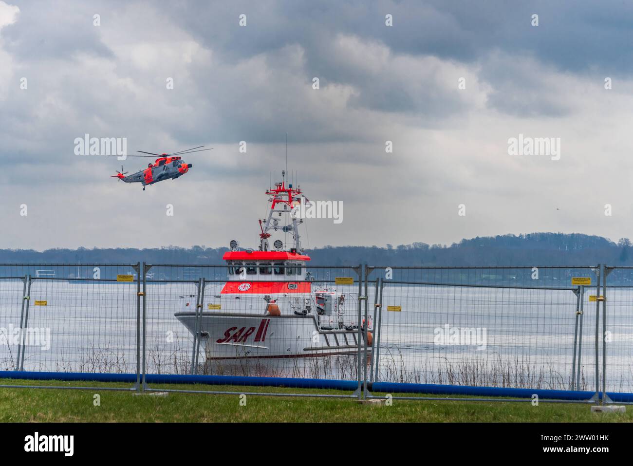 Kiel, 20.03.2024, Marinehubschrauber Sea King Mk41 besuchen Kiel und verabschieden sich auf dem MfG 5 Gelände zum 50. Jahrestag bevor sie mit 4 weiteren Sea King als Militärhilfe in die Ukraine gebracht werden. *** Kiel, 20 03 2024, Marine helicopters Sea King Mk41 visit Kiel and say goodbye at the MfG 5 site for the 50th anniversary before they are taken to Ukraine with 4 other Sea King as military aid Stock Photo