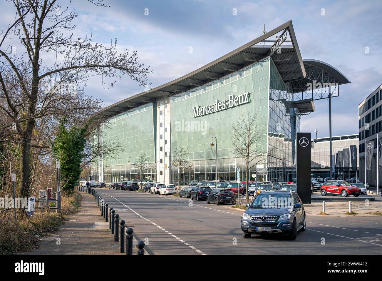 Faszinierend Mercedes Benz Am Salzufer Bildernull