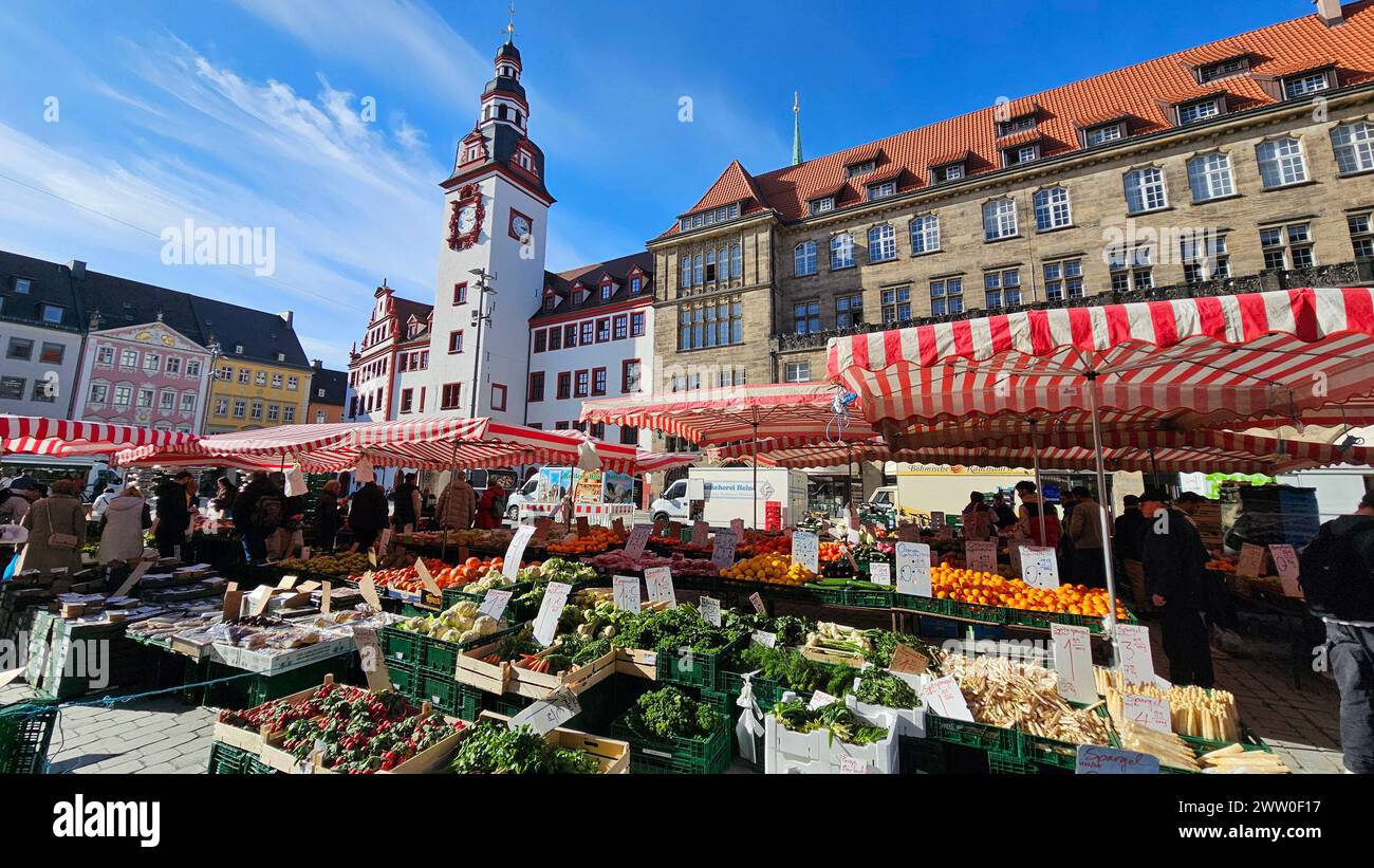 Markttreiben Ostermarkt 19.03.2024, Chemnitz, Markt, Wochen und
