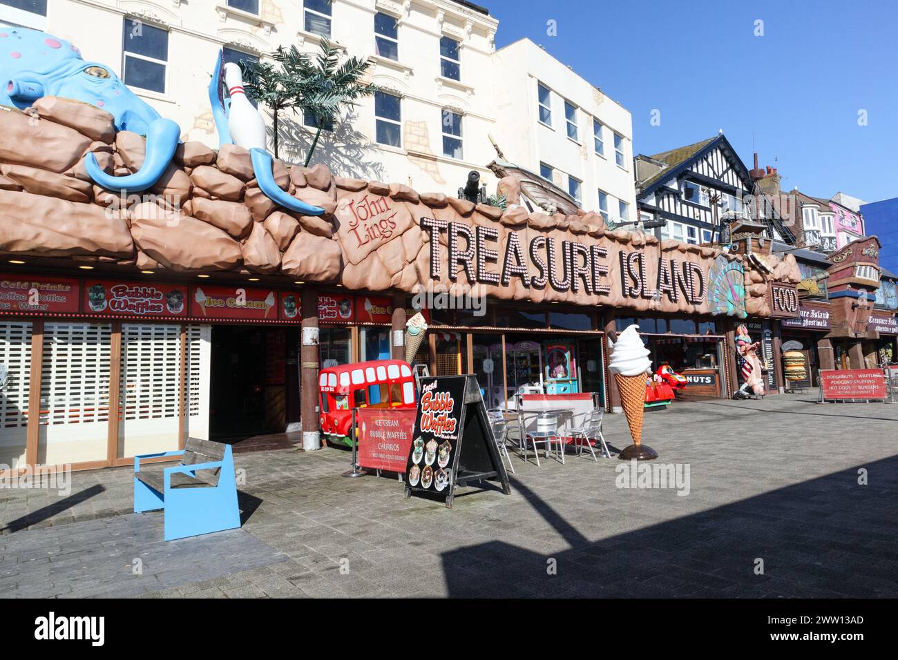 bridlington-rock-hi-res-stock-photography-and-images-alamy