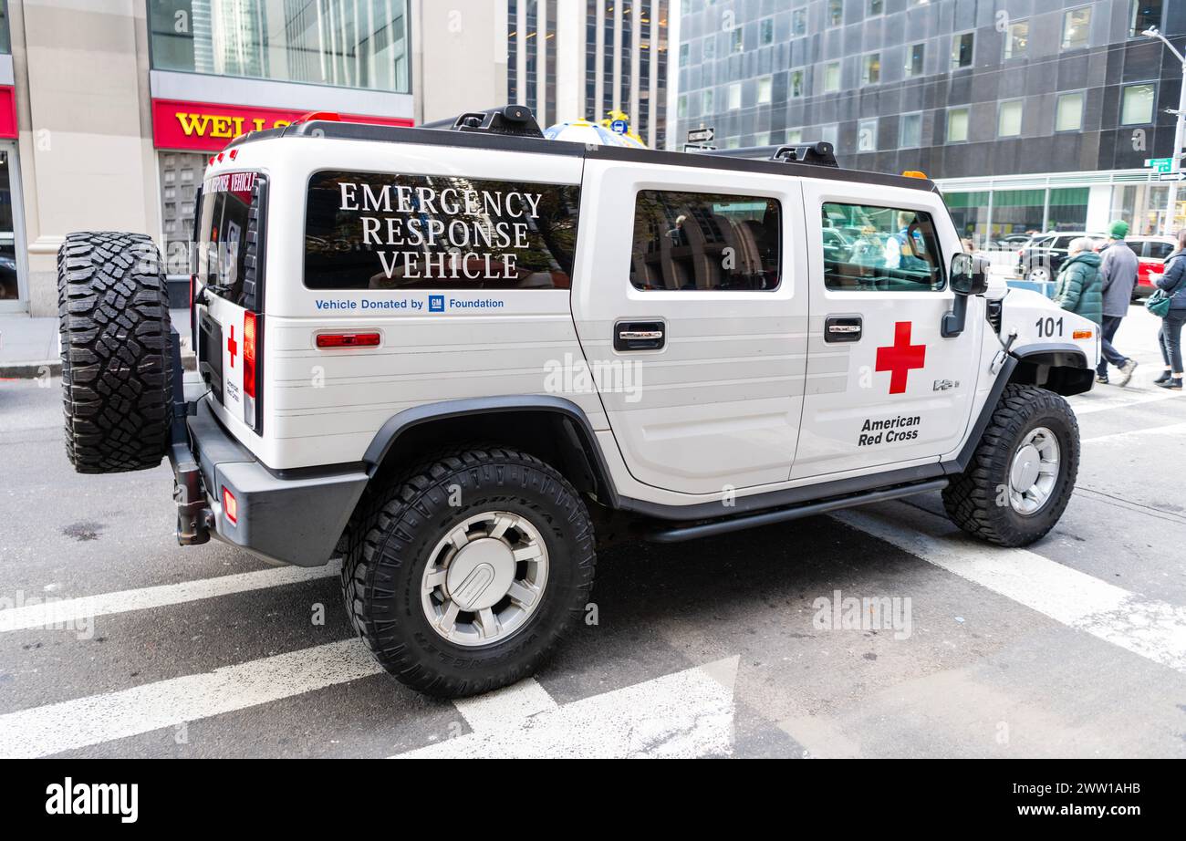 New York City, USA - November 11, 2023: Hummer H2 Emergency Response Vehicle car, side view. Stock Photo