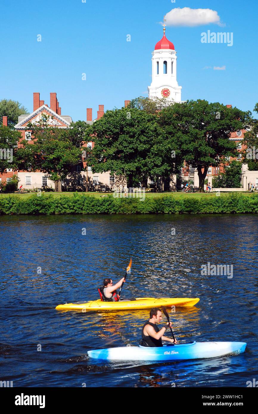 Kayakers on the Charles River Pass Dunster House in Harvard University in Cambridge neat Boston Stock Photo