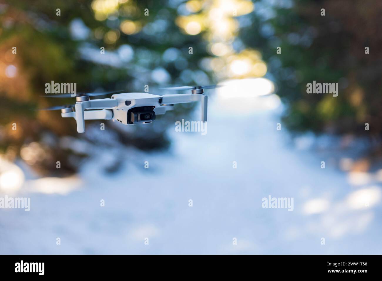 Flying drones in the forest hi-res stock photography and images - Alamy