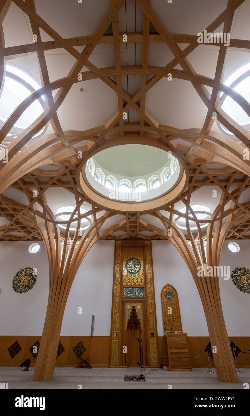 wooden vaulted arches, The Cambridge Central Mosque, Cambridge, England ...