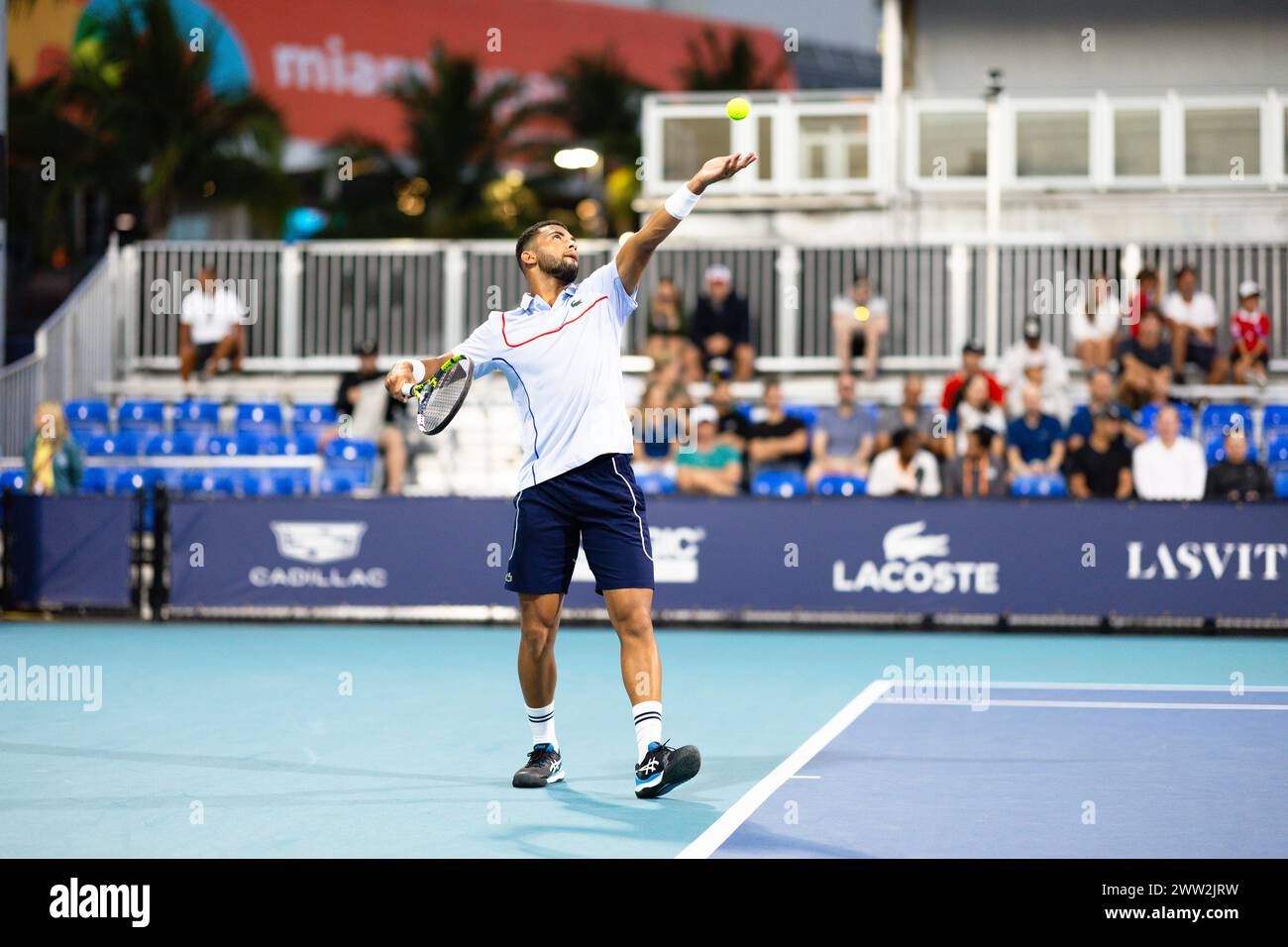 MIAMI GARDENS, FLORIDA - MARCH 20:  Arthur Fils of France serves against Matteo Arnaldi of Italy during their match on Day 5 of the Miami Open at Hard Rock Stadium on March 20, 2024 in Miami Gardens, Florida. (Photo by Mauricio Paiz) Stock Photo