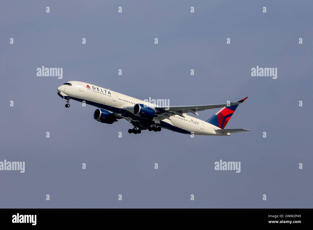 N576DZ Delta Air Lines Airbus A350-941 am Los Angeles International ...