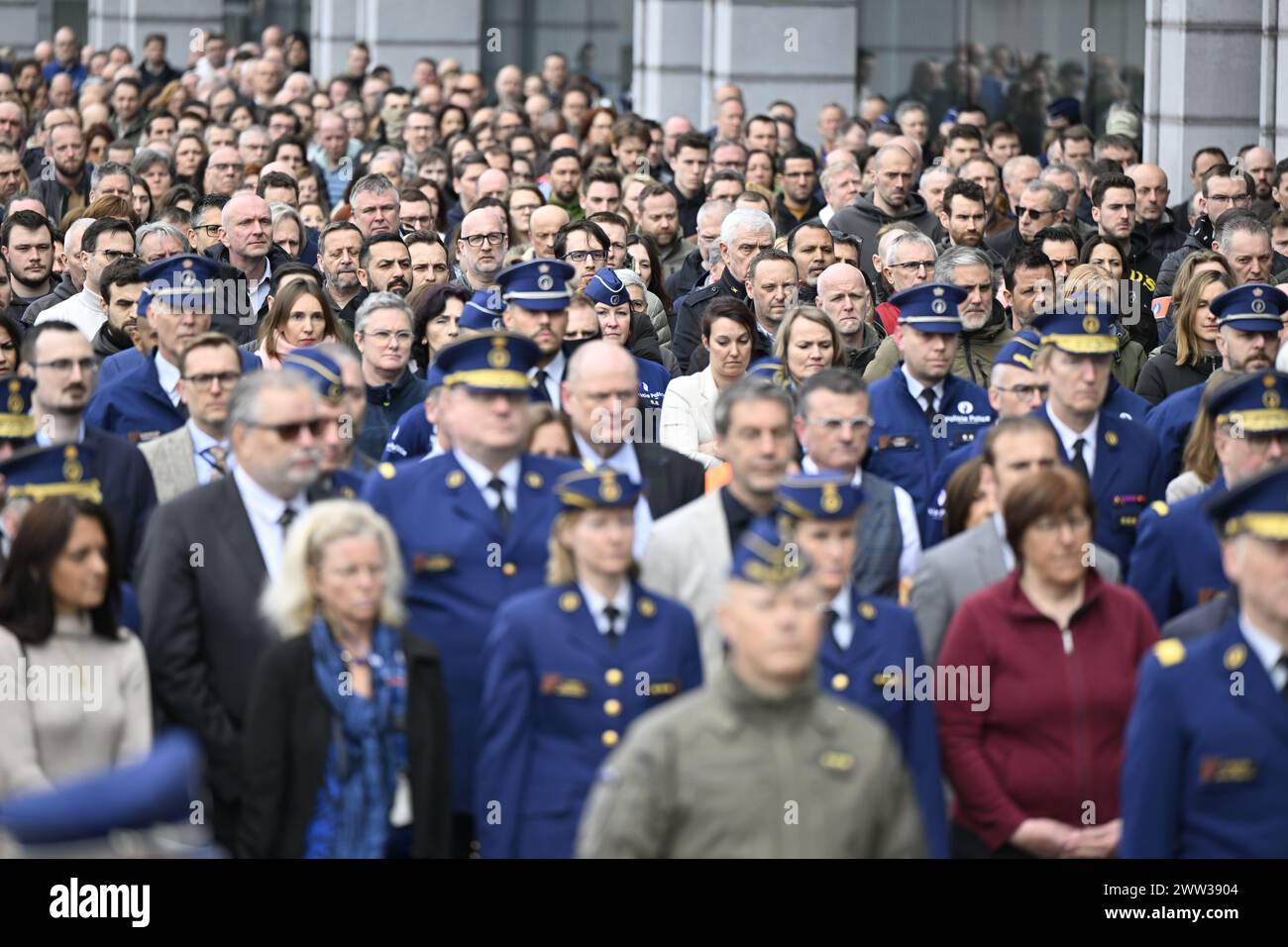 Brussels, Belgium. 21st Mar, 2024. a ceremony with a minute of silence for the policeman killed on Monday during a police operation in Lodelinsart, organised in the garden of the headquarters of the Federal Police, in Brussels, . On Monday a 36-year-old special forces agent was shot and killed during a house search in Lodelinsart, Charleroi. Two other policemen were injured, the suspect died later the same day. BELGA PHOTO ERIC LALMAND Credit: Belga News Agency/Alamy Live News Stock Photo