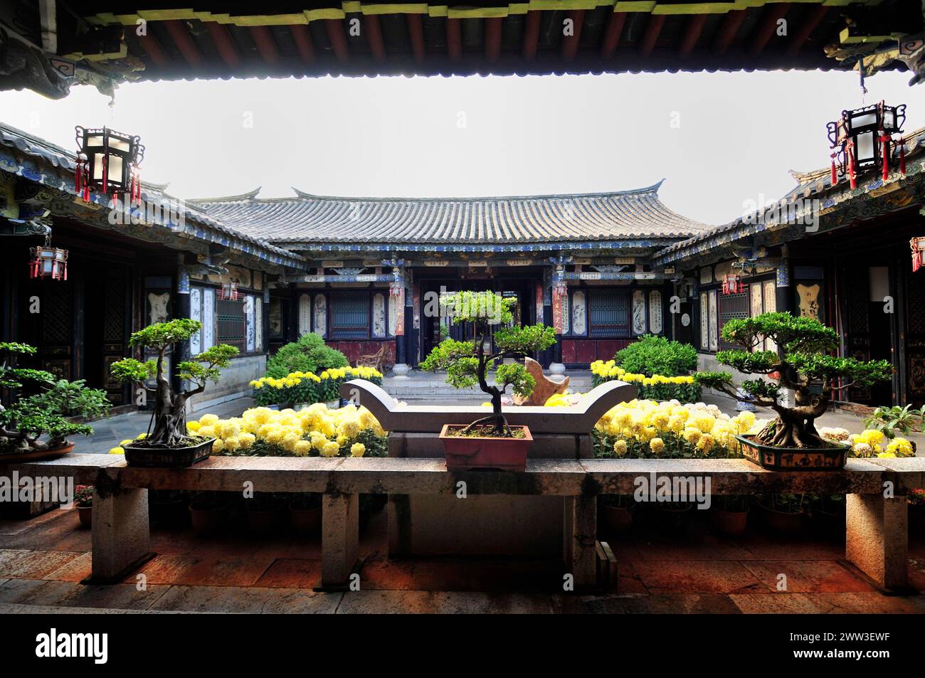 Yunnan province garden hi-res stock photography and images - Alamy