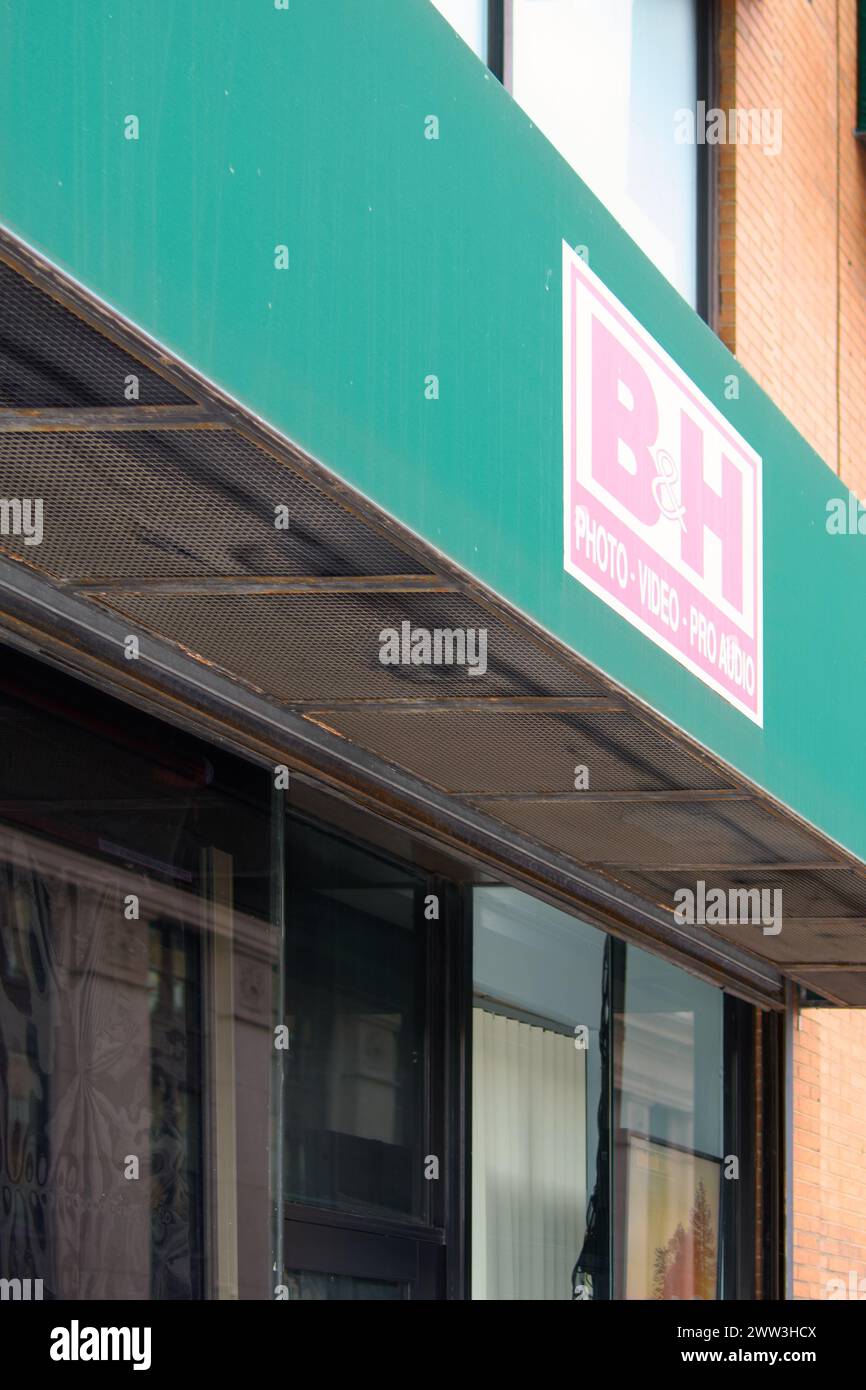 New York, NY, USA March 21, 2024 Stock Photo Alamy