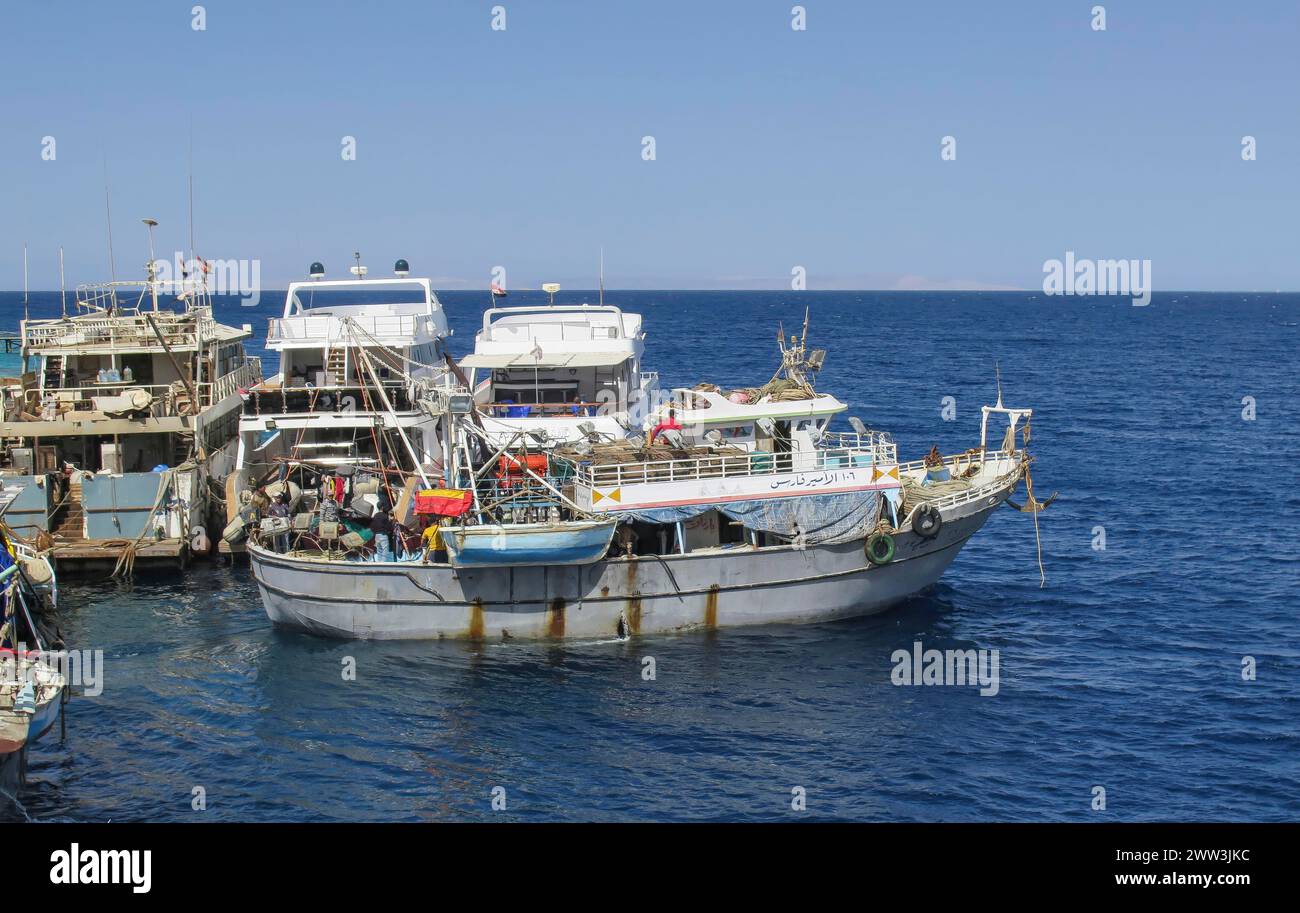 Fishing boats in the harbour of Hurghada, Red Sea, Egypt Stock Photo ...