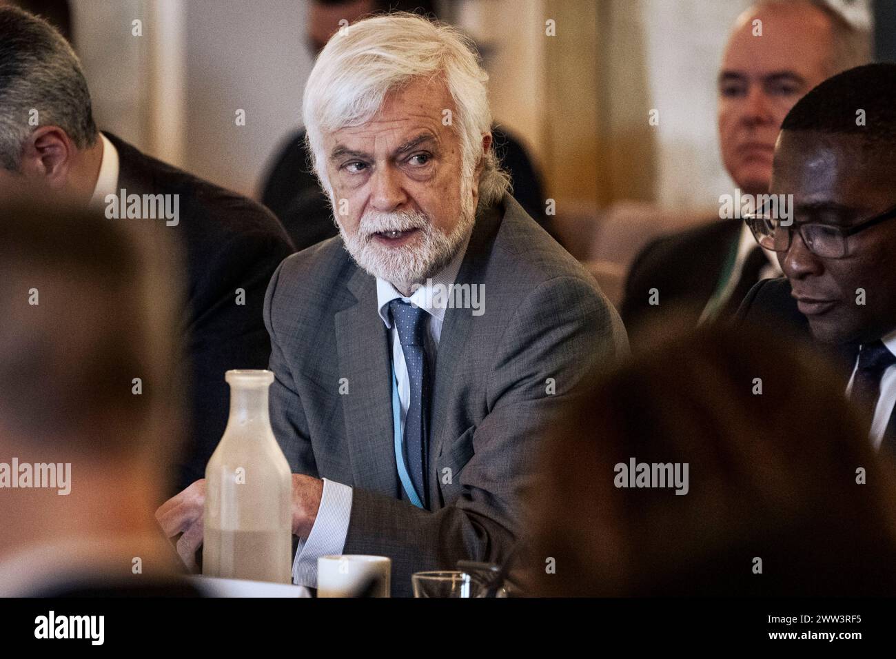 Idcc hi-res stock photography and images - Alamy