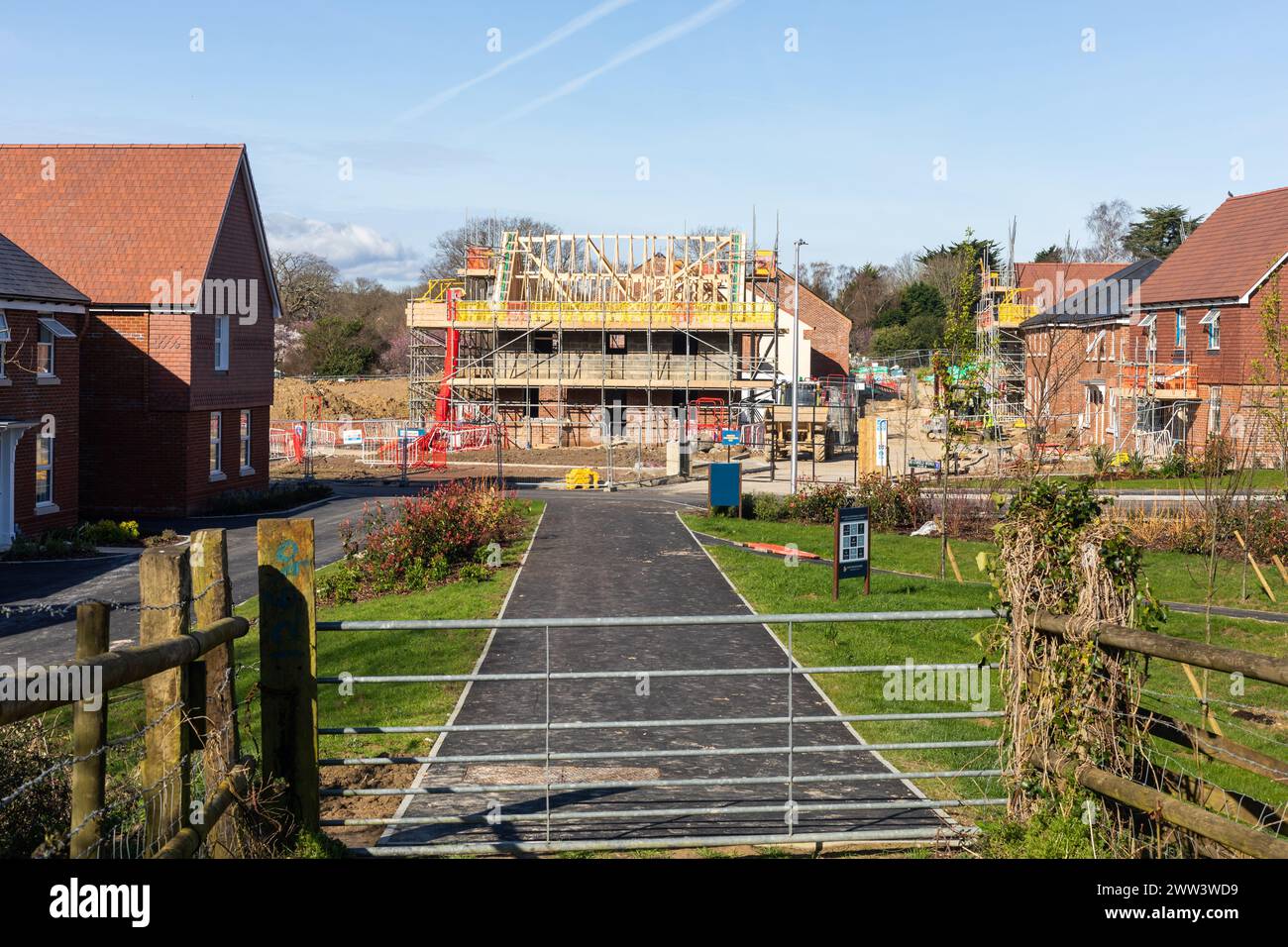 New housing estate construction site in Hailsham, East Sussex, UK Stock Photo Alamy