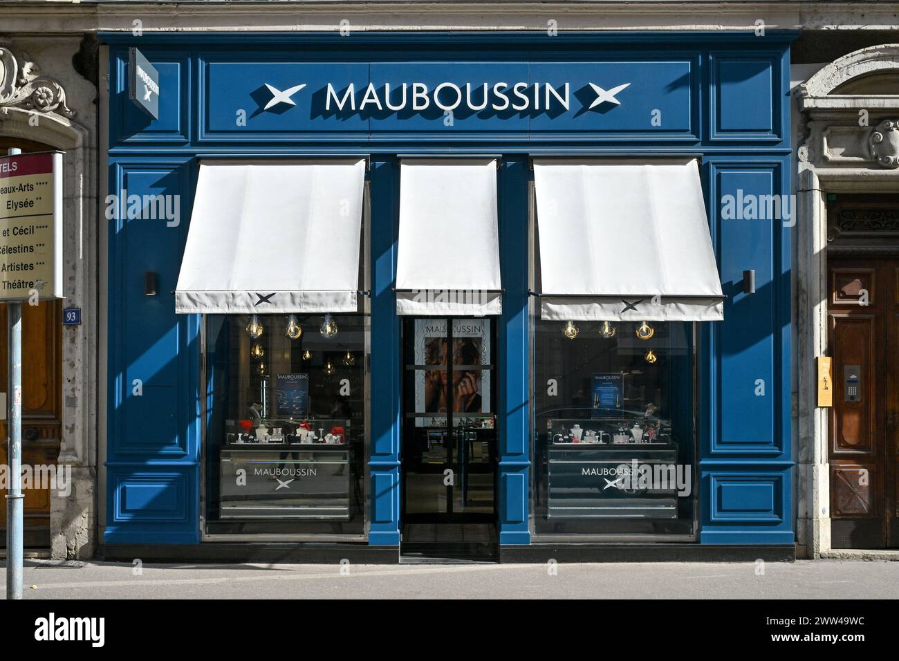 Mauboussin hi res stock photography and images Alamy
