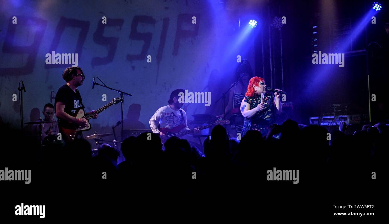 berlin-germany-19th-mar-2024-us-singer-beth-ditto-r-and-bassist