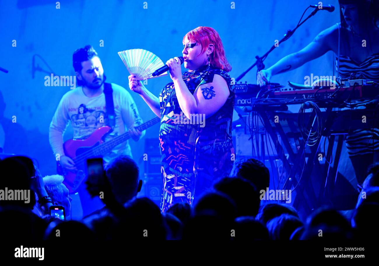 berlin-germany-19th-mar-2024-us-singer-beth-ditto-and-bassist-ted