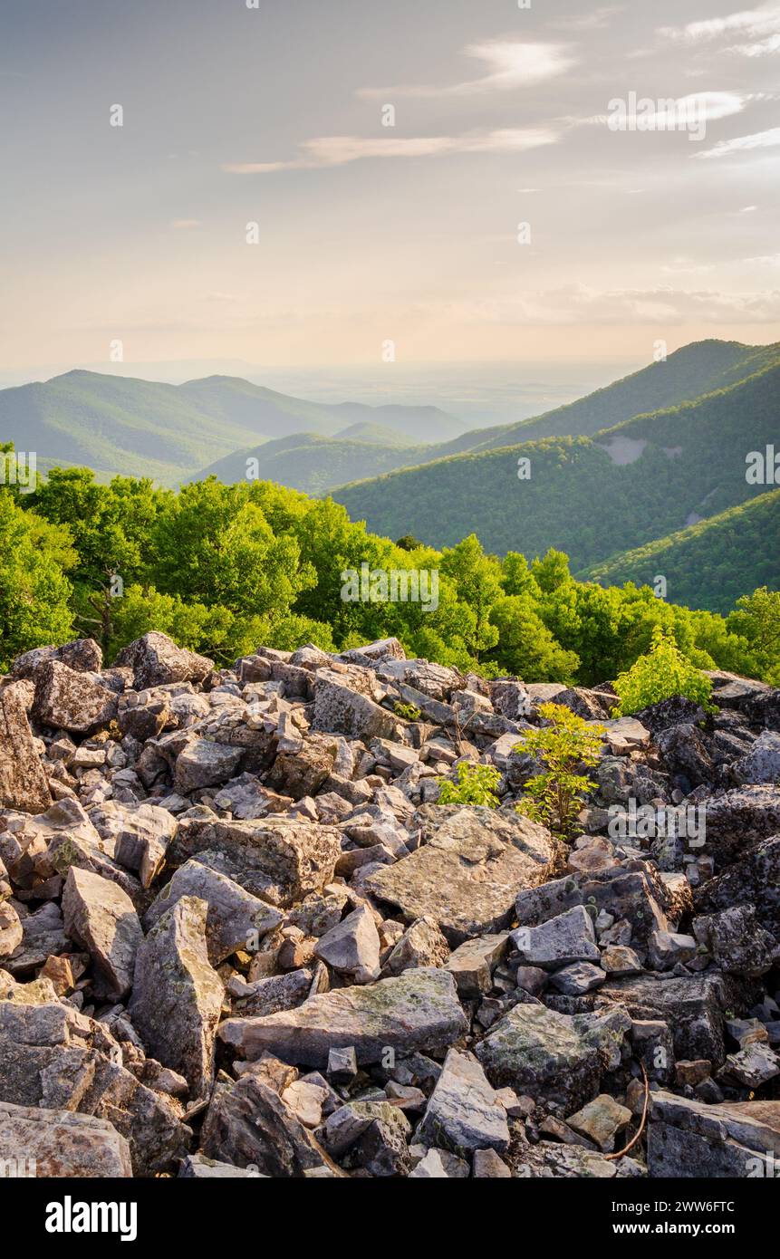 Blackrock Summit at Shenandoah National Park along the Blue Ridge ...