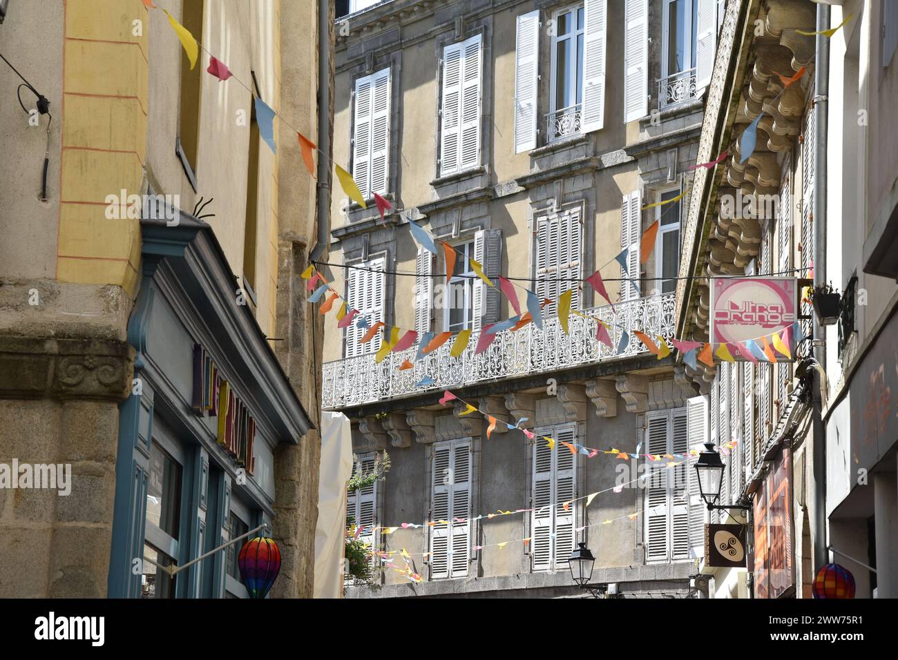 Charming street adorned festive hi-res stock photography and images - Alamy