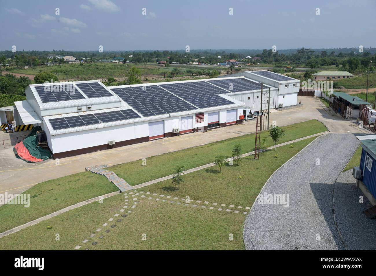 GHANA, village Amanese, cocoa processing, chocolate factory fairafric