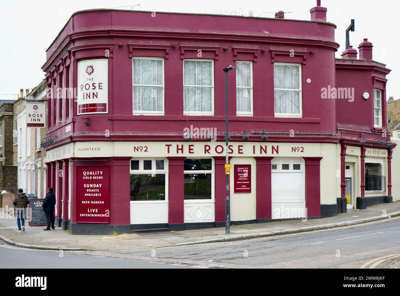 The Rose Inn, 2 Park Rd. Typical Victorian London Pub. Stock Photo