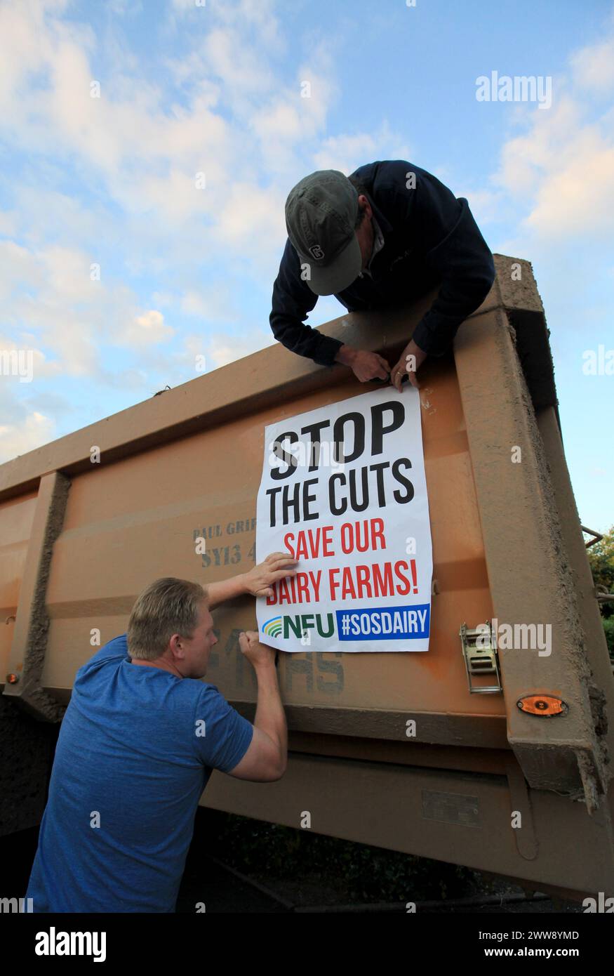 24/07/12..Farmers for Action protestors blockade the Wiseman owned Muller Dairy in Market Drayton, Shropshire demanding more money for dairy farmers.. Stock Photo