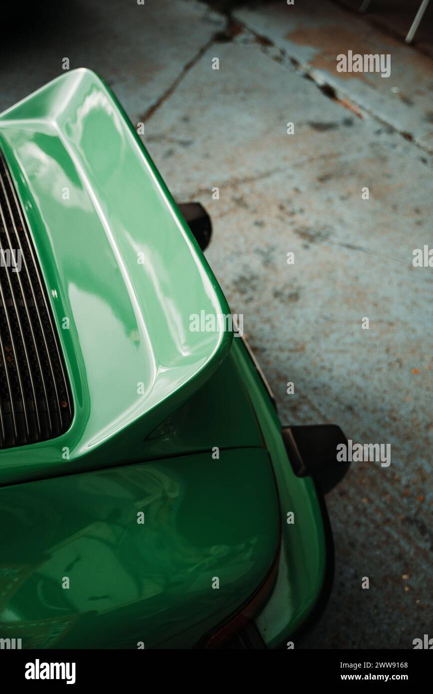 Classic car repairs hi-res stock photography and images - Alamy