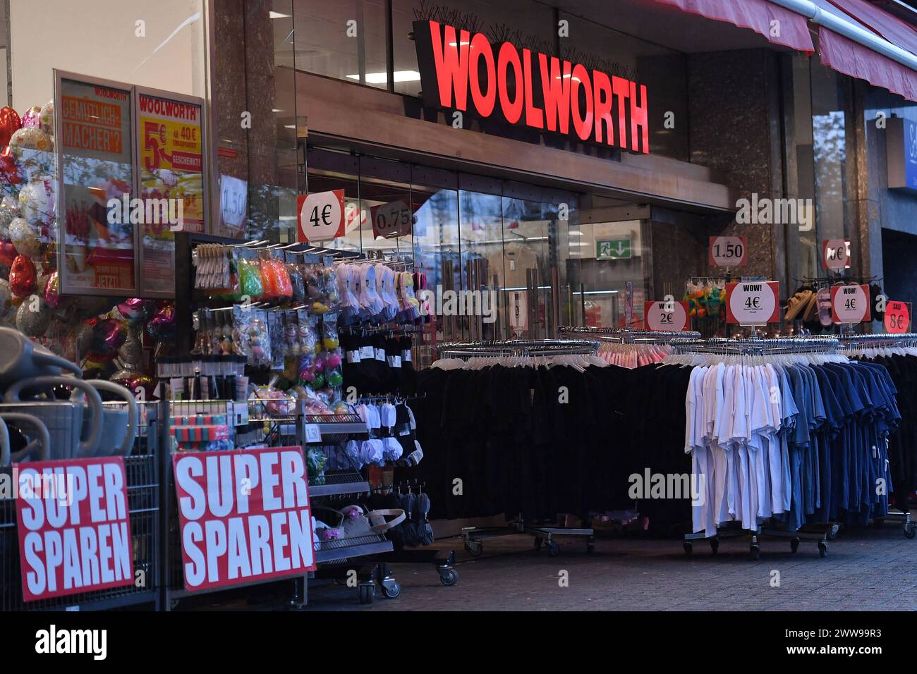 Rothschild logo hires stock photography and images Alamy