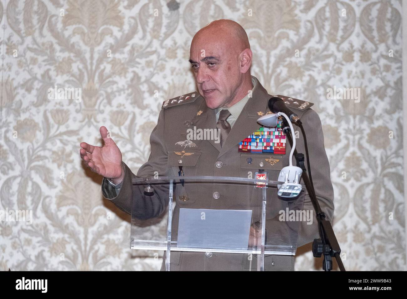 Insigne De Tourisme Italien - Associazione Nazionale Alpini - S. Johnson Milano