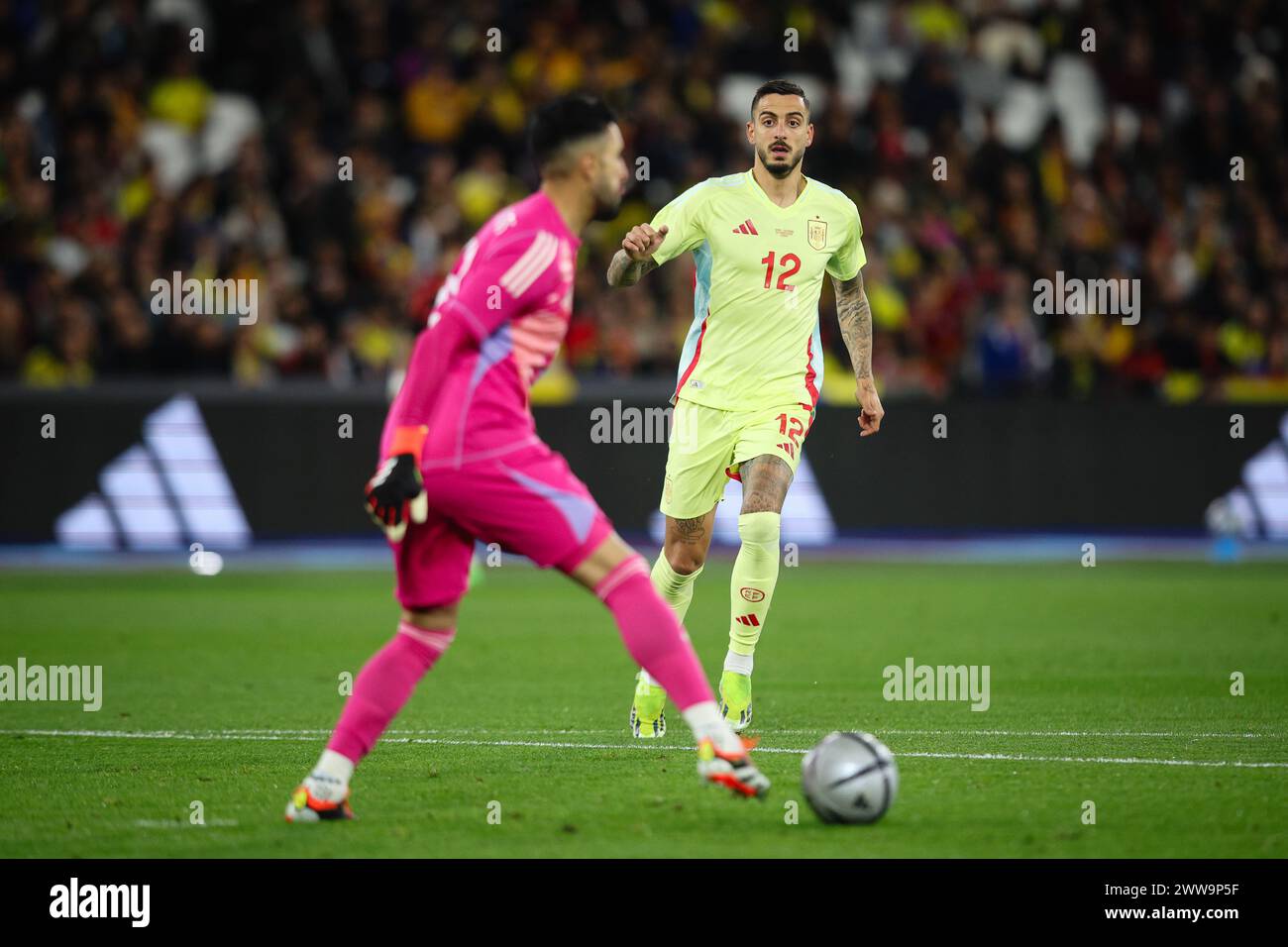 LONDON, UK - 22nd Mar 2024:  Camilo Vargas of Colombia under pressure from Joselu of Spain during the International Football Friendly match between Spain and Colombia at London Stadium  (Credit: Craig Mercer/ Alamy Live News) Stock Photo