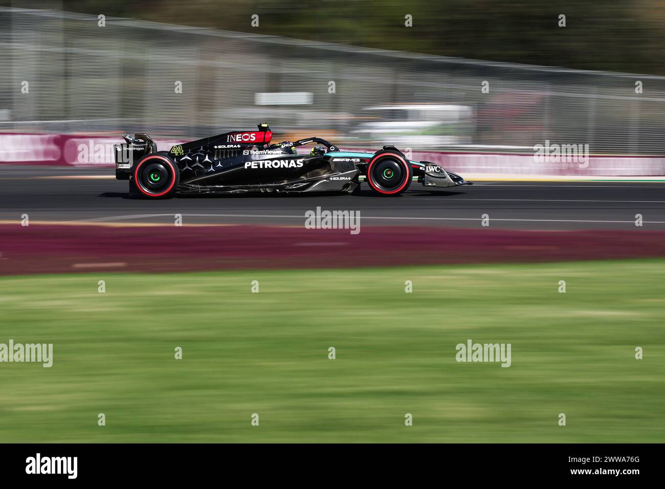 44 HAMILTON Lewis (gbr), Mercedes AMG F1 Team W15, action during the