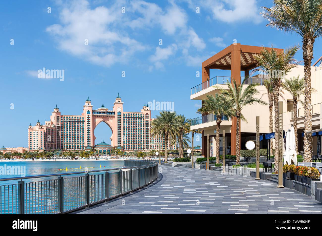Dubai Atlantis Hotel on artificial island The Palm Jumeirah luxury vacation wealth Stock Photo
