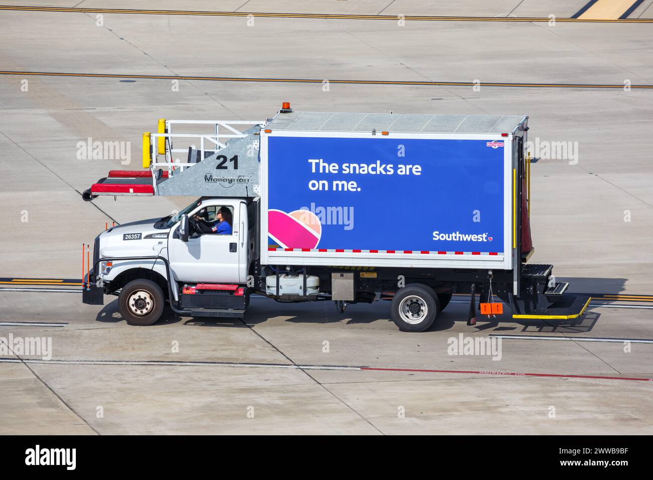 Dallas, United States - November 7, 2022: Southwest catering truck with snacks at Dallas Love Field Airport (DAL) in the United States. Stock Photo