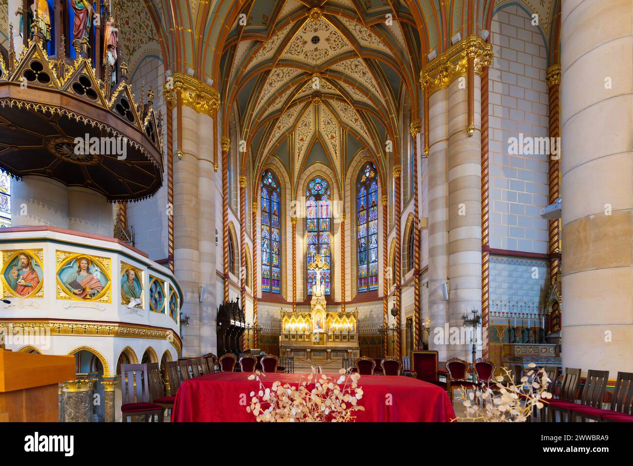 03.12.24. Budapest, Hungary. St. Elizabeth Parish Church of Árpád House (Hungarian: Szent Erzsébet Templom és Plébánia) Neogothic style  building. Gre Stock Photo