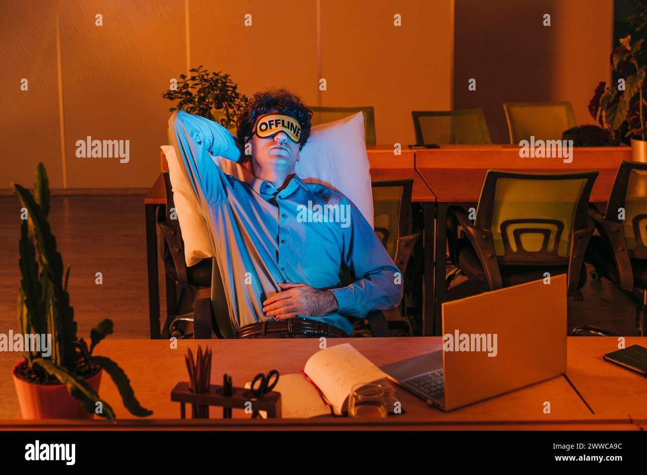 Man sleeping wearing eye mask hi-res stock photography and images - Alamy