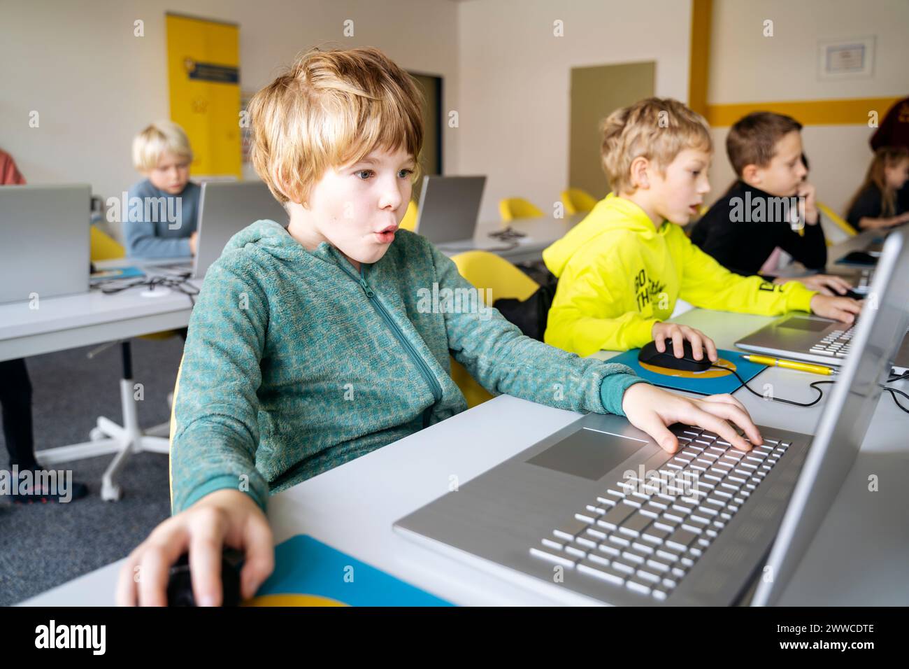 Programming school image hi-res stock photography and images - Alamy