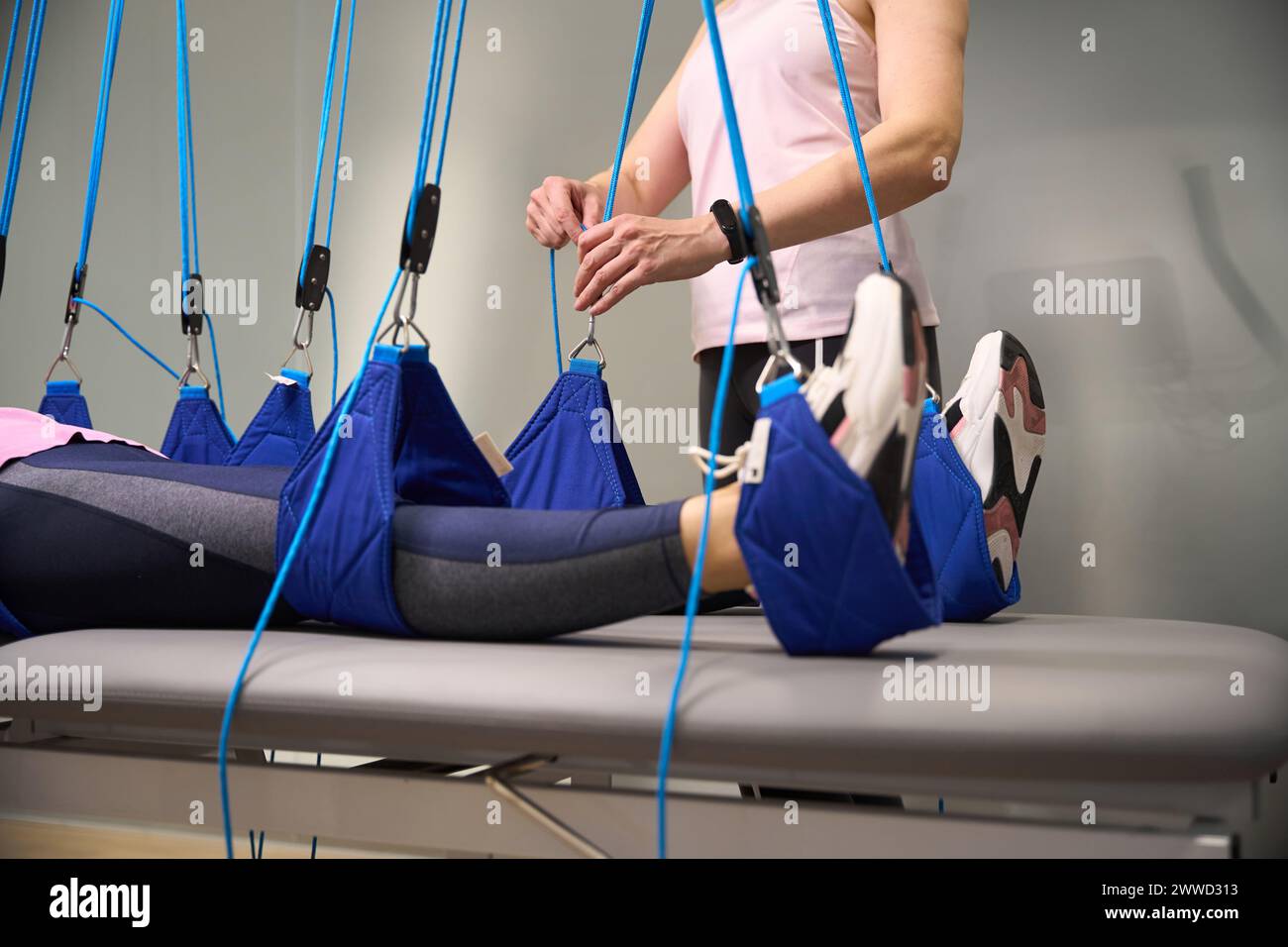 Suspension medical ropes hi-res stock photography and images - Alamy