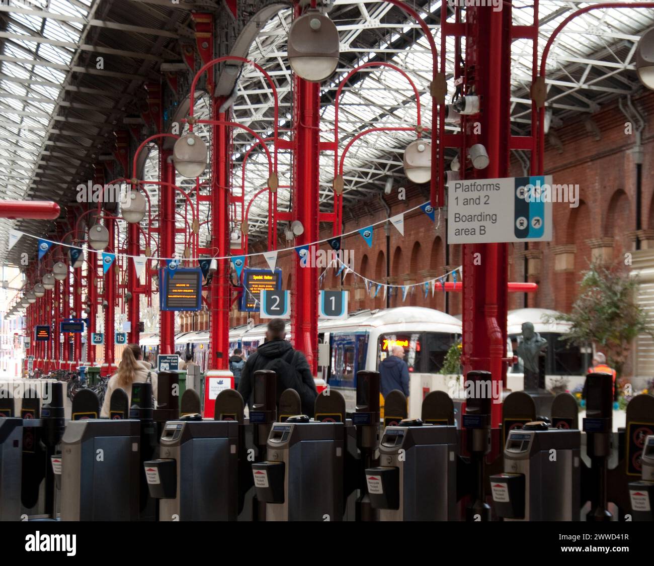 Ticket Machines, Marylebone  Station, City of Westminster, London, UK Stock Photo