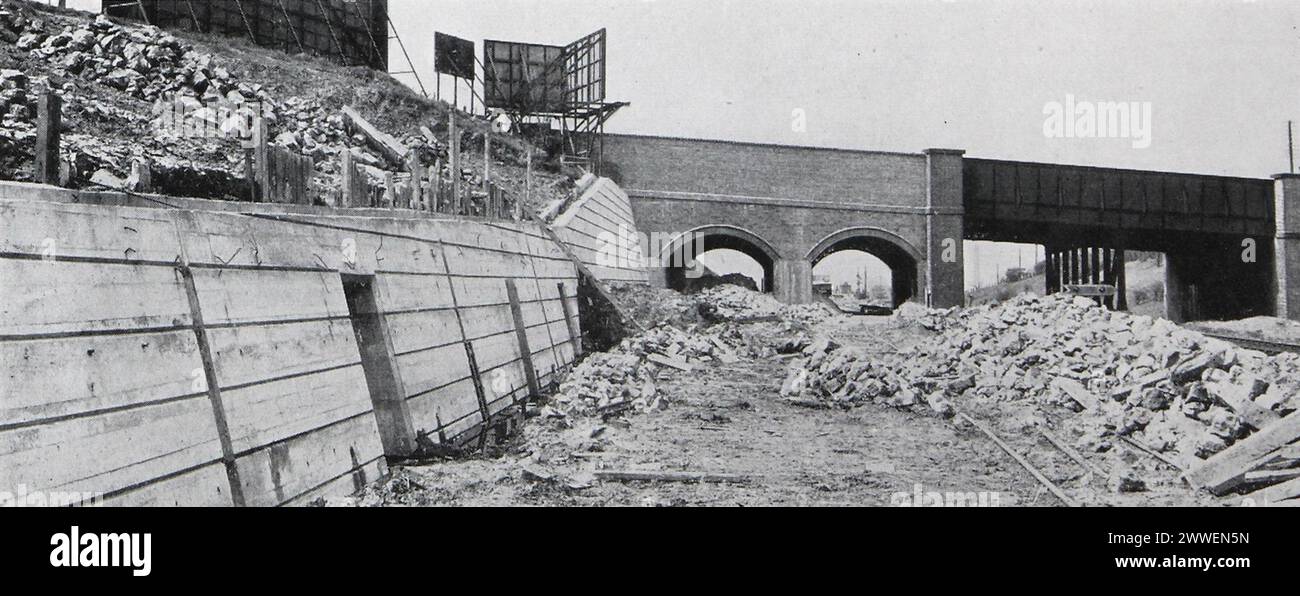 Hangar Lane bridge - 10 months later london, transport, tube, londonunderground, forties Stock Photo