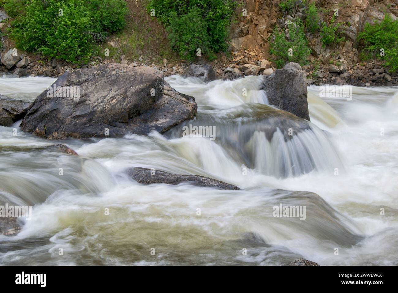 Clean mountain water hi-res stock photography and images - Alamy