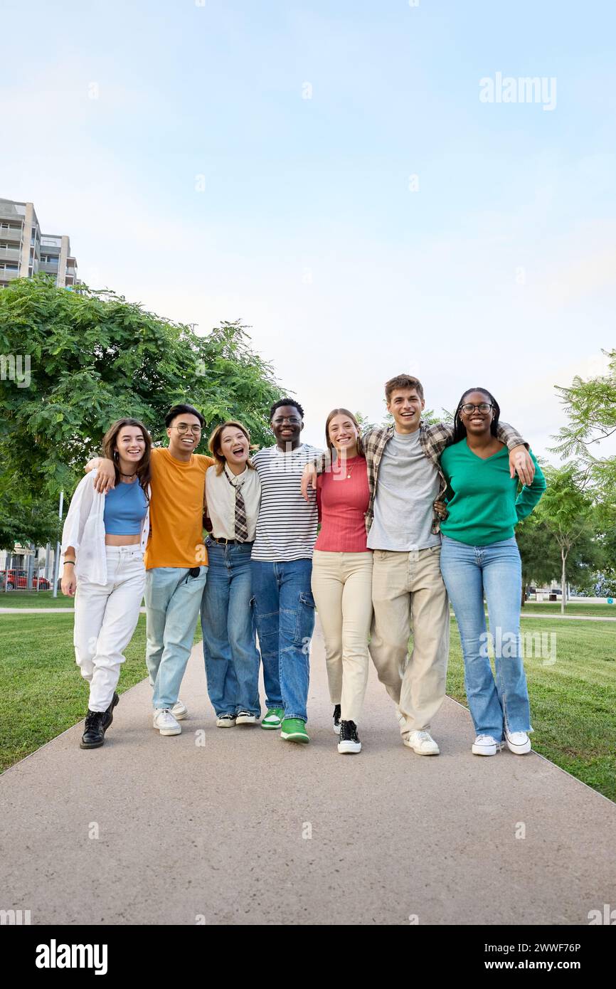 Smiling multiracial men women hi-res stock photography and images - Alamy