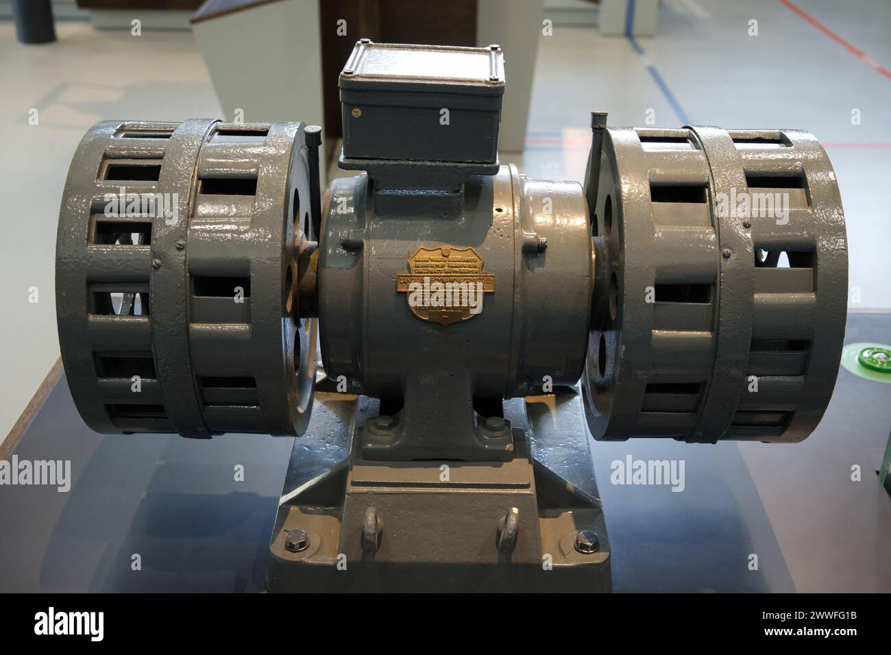 Cylinder siren hires stock photography and images Alamy