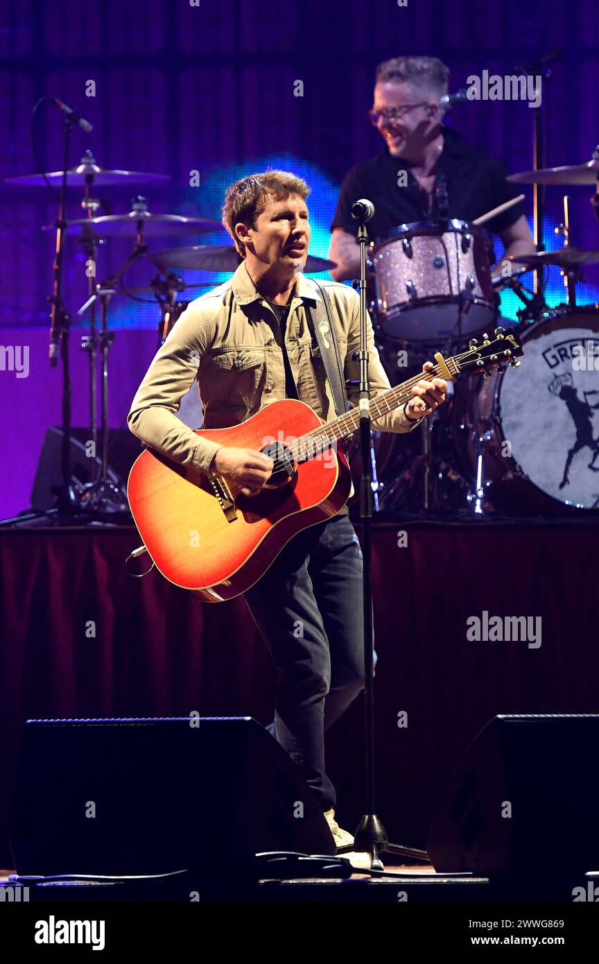 James Blunt live bei einem Konzert seiner Who We Used to Be Tour in