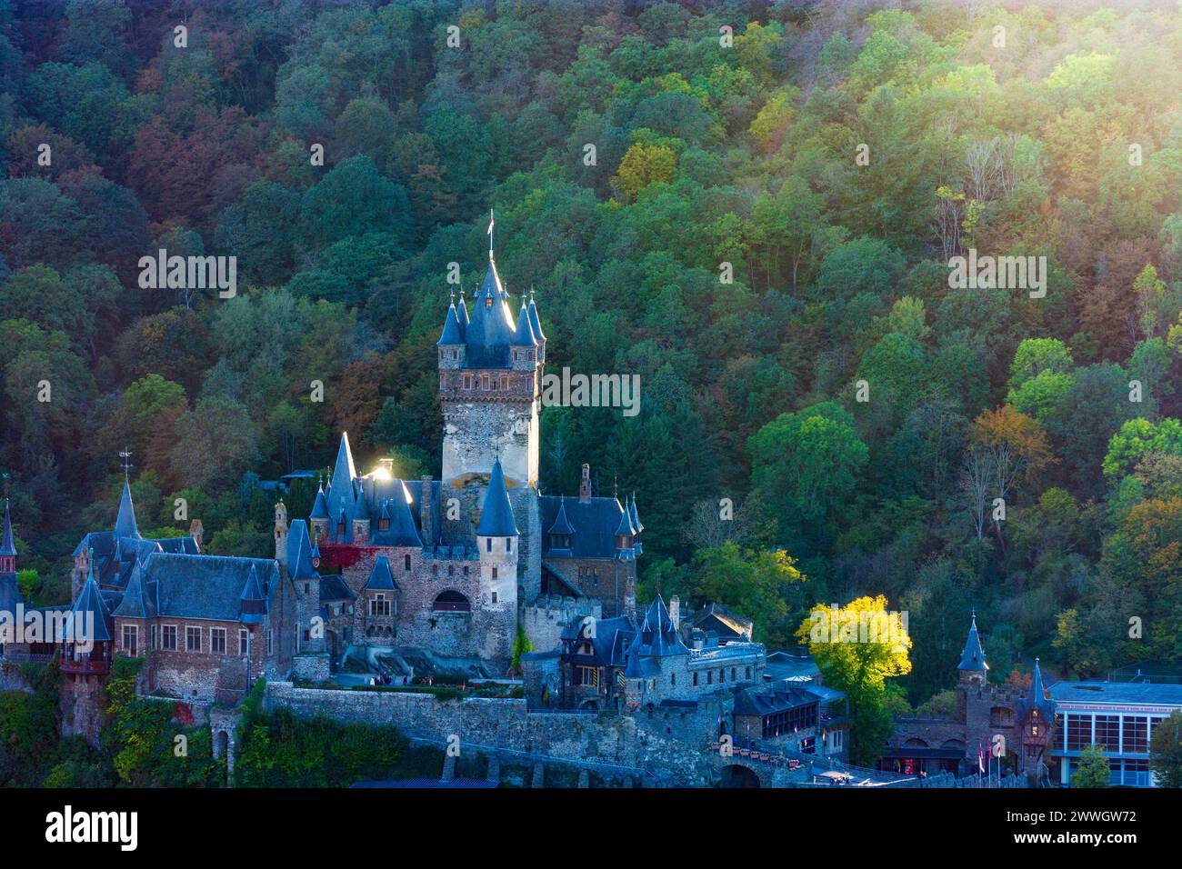 Cochem: Reichsburg Cochem Castle in Mosel, Rheinland-Pfalz, Rhineland-Palatinate, Germany Stock Photo