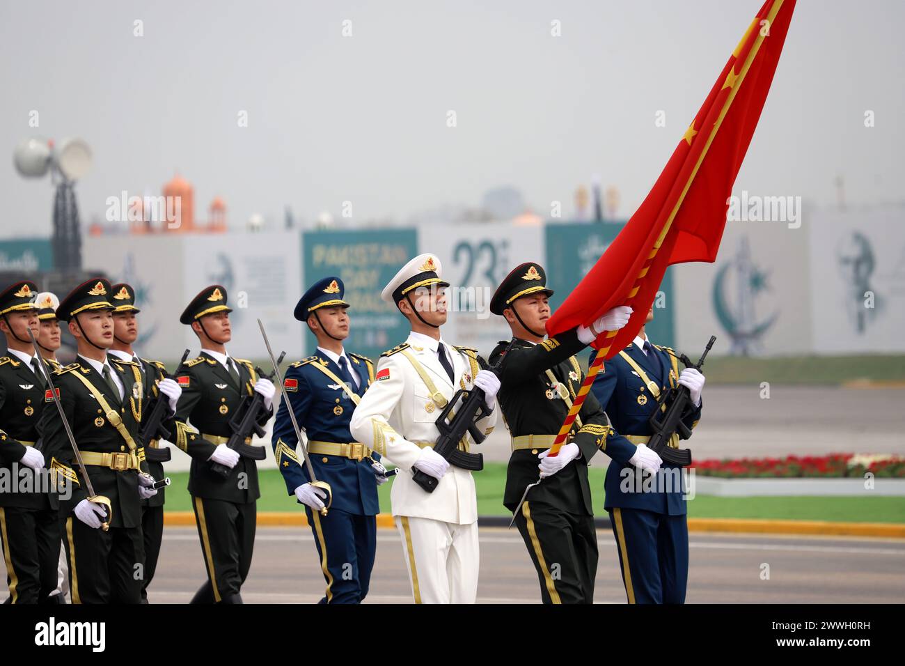 Islamabad, Pakistan. 23rd Mar, 2024. The Guard of Honor of the Chinese ...
